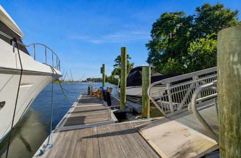 121 Calais Pointe Charleston SC 29492