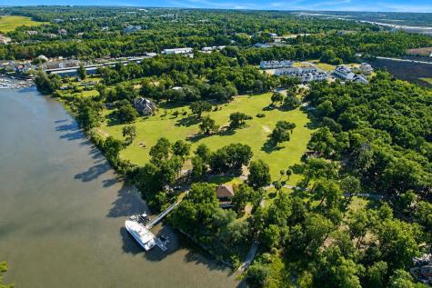121 Calais Pointe Charleston SC 29492