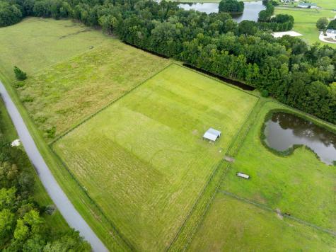 17 Leaning Oak Lane Ravenel SC 29470
