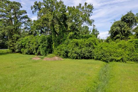 325 W 5th N Street Summerville SC 29483