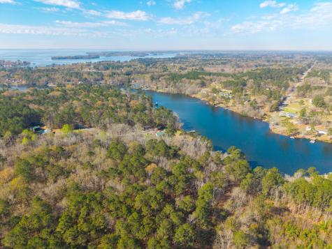 1746 Stukes Road Manning SC 29102