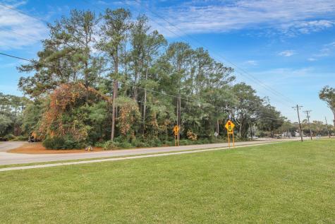 8 Bruce K Smalls Drive Beaufort SC 29906
