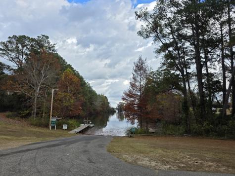 128 Cooper Circle Santee SC 29142