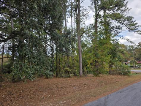 128 Cooper Circle Santee SC 29142