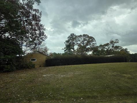 128 Cooper Circle Santee SC 29142