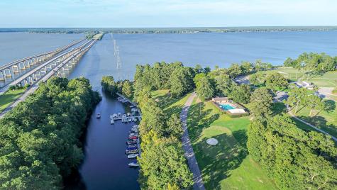 128 Cooper Circle Santee SC 29142