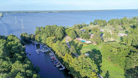 128 Cooper Circle Santee SC 29142