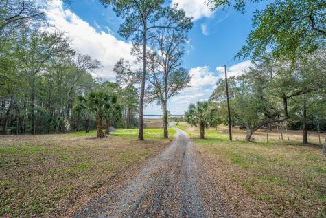8 Yellow House Road Charleston SC 29492