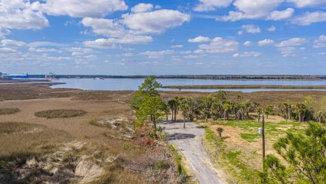 8 Yellow House Road Charleston SC 29492