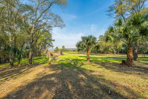 8 Yellow House Road Charleston SC 29492