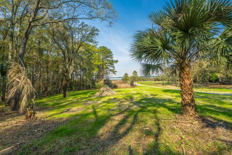 8 Yellow House Road Charleston SC 29492