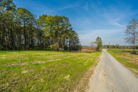 8 Yellow House Road Charleston SC 29492