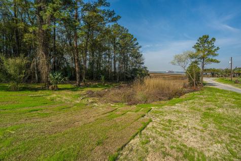 8 Yellow House Road Charleston SC 29492