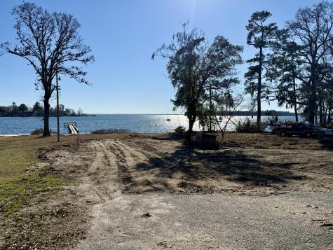 1205 Davis Street Manning SC 29102