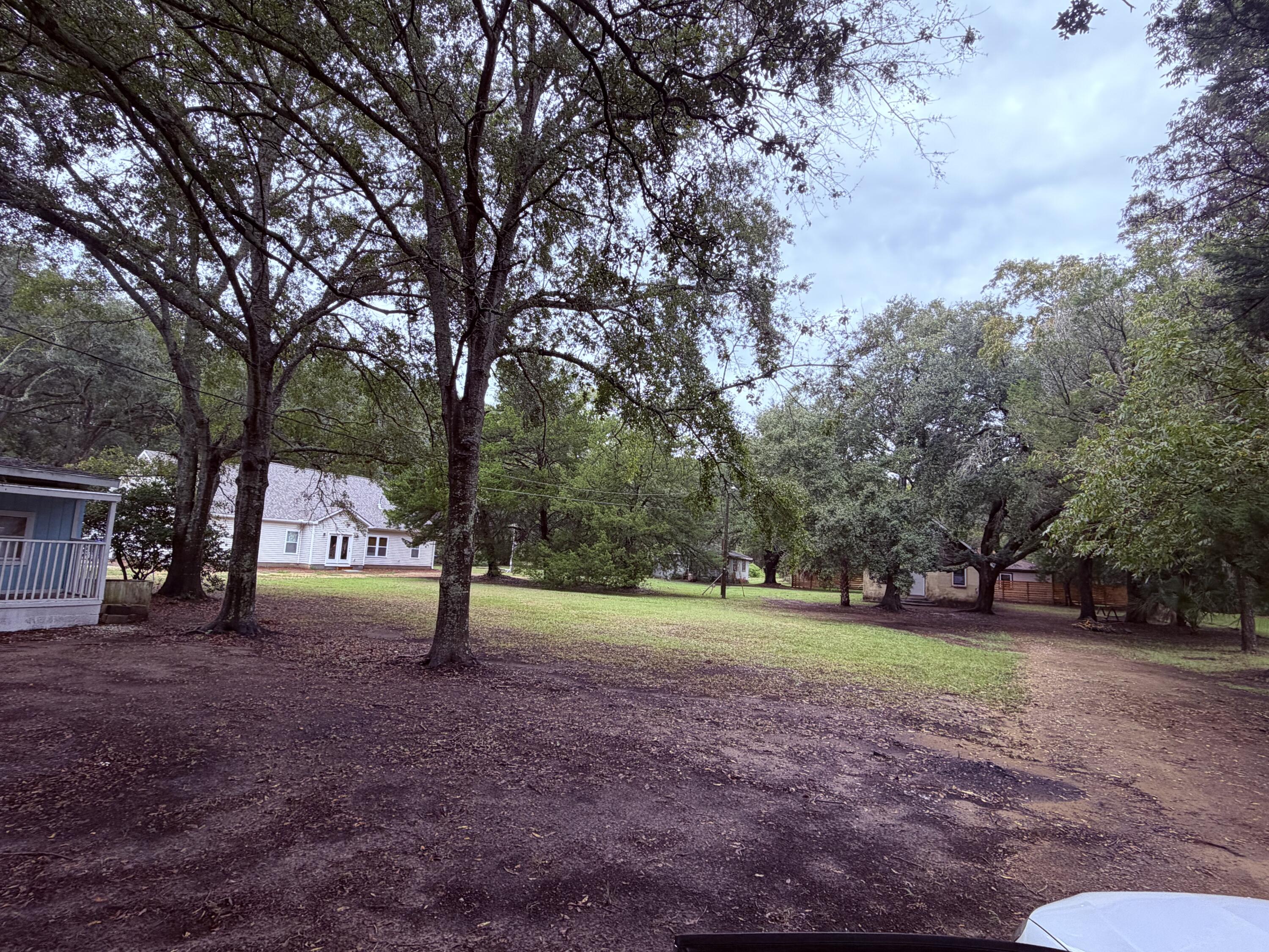1725 Cuffy Lane Charleston SC 29412