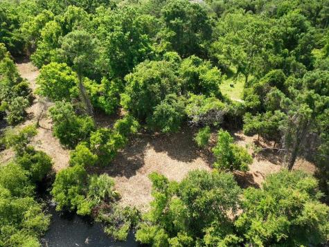 697 Jan Savage Way Edisto Island SC 29438