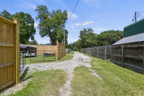 1813 Rifle Range Road Mount Pleasant SC 29464