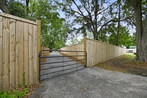 1813 Rifle Range Road Mount Pleasant SC 29464