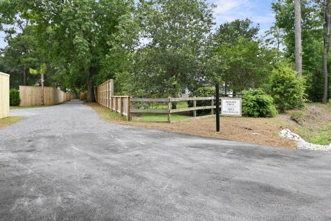 1813 Rifle Range Road Mount Pleasant SC 29464