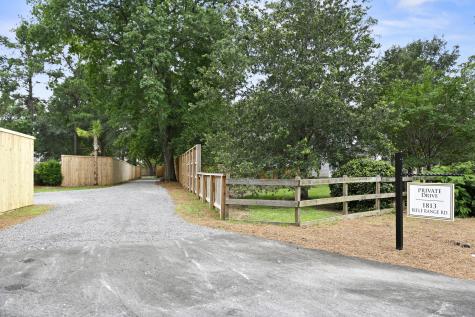 1813 Rifle Range Road Mount Pleasant SC 29464