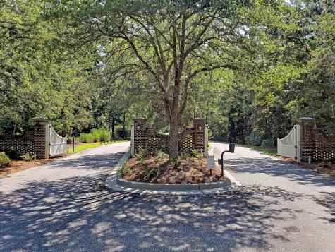 94 Lady Banks Lane Hollywood SC 29470