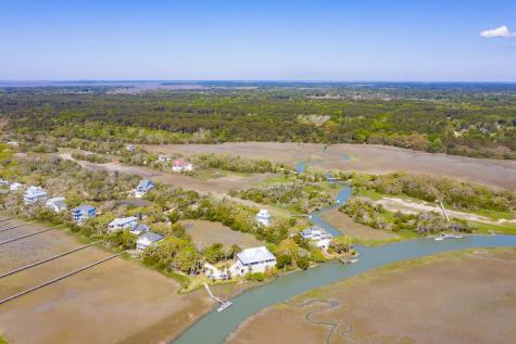 24 Moon Fever Court Edisto Beach SC 29438