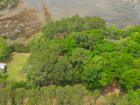 8468 Chisolm Plantation Road Edisto Island SC 29438