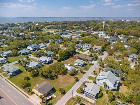 2404 Murray Street Edisto Island SC 29438