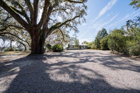 207 Bull Point Drive Seabrook SC 29940