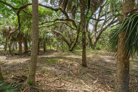 3322 Myrtle Street Edisto Island SC 29438