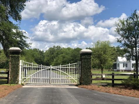 16 Leaning Oak Lane Ravenel SC 29470