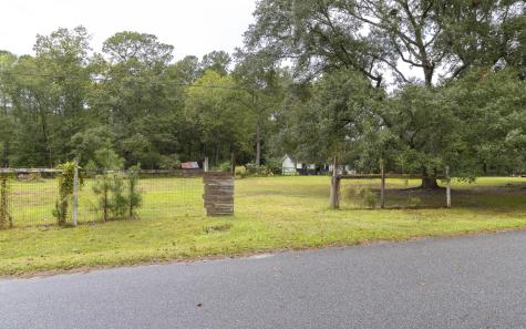 208 Poplar Circle Summerville SC 29483