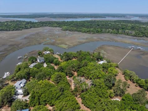 8958 Sandy Creek Road Edisto Island SC 29438