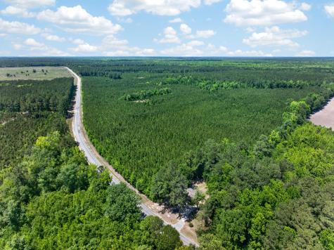 5120 N Brewington Road Manning SC 29102