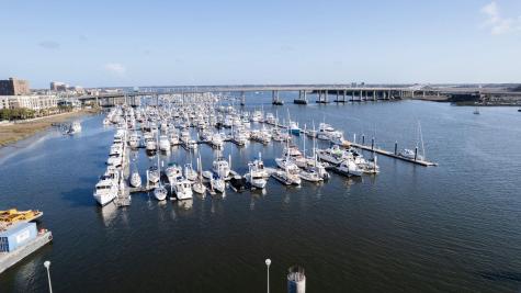 33 Lockwood Drive Charleston SC 29401