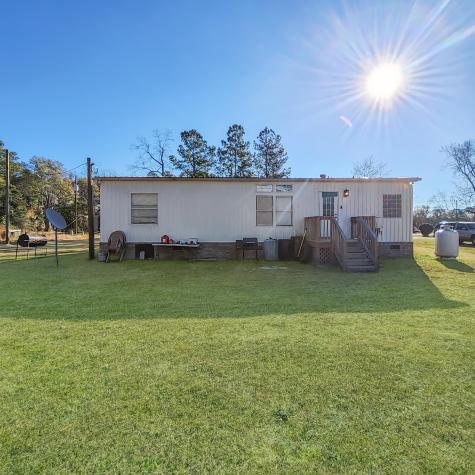 1105 Peacock Street Manning SC 29102