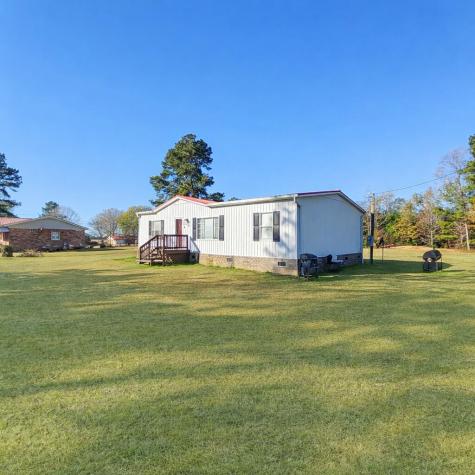 1105 Peacock Street Manning SC 29102