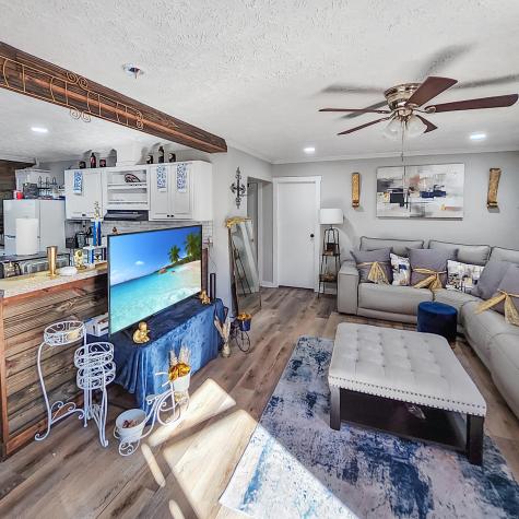 1105 Peacock Street Manning SC 29102