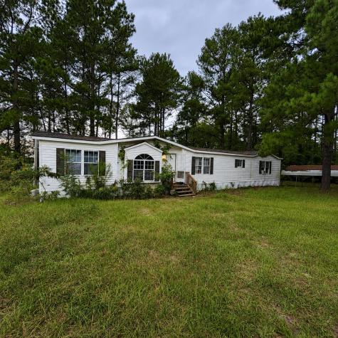 1078 Sullivan Drive Manning SC 29102