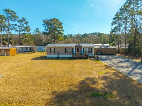 627 Lakeside Drive Moncks Corner SC 29461