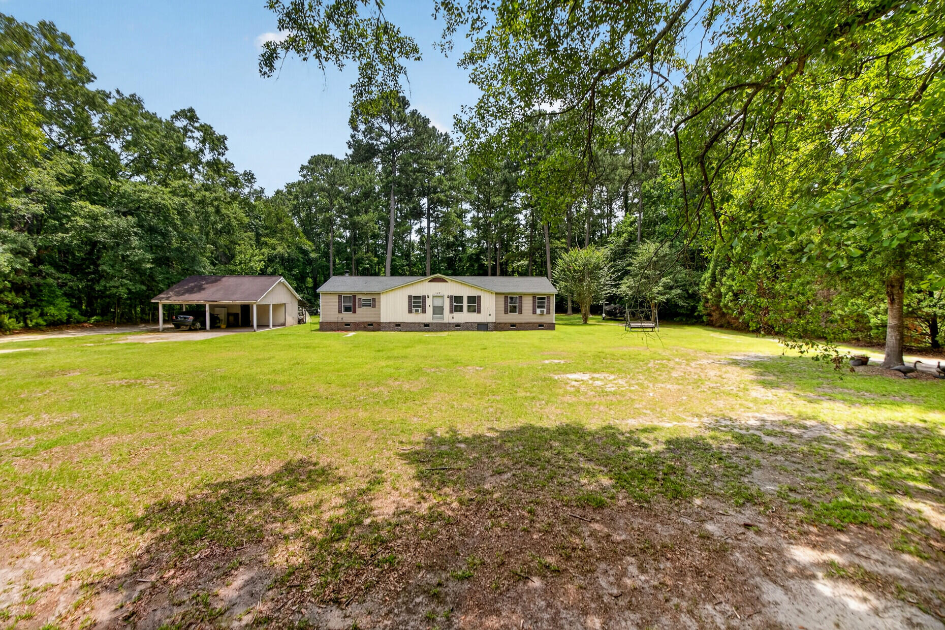 127 Schultz Lake Road Summerville SC 29483