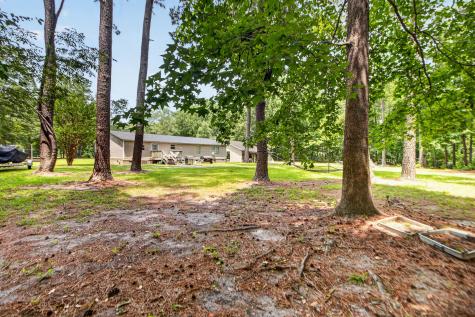 127 Schultz Lake Road Summerville SC 29483