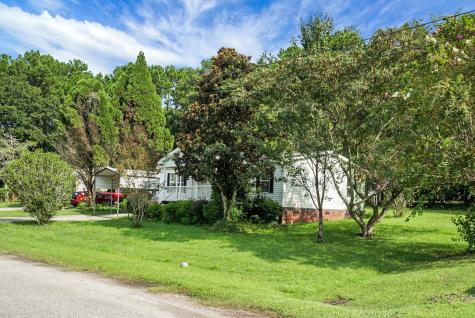 110 Minnie Court Moncks Corner SC 29461