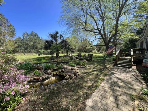 1525 Ethan Stone Road Manning SC 29102
