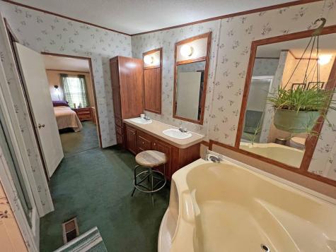 1525 Ethan Stone Road Manning SC 29102