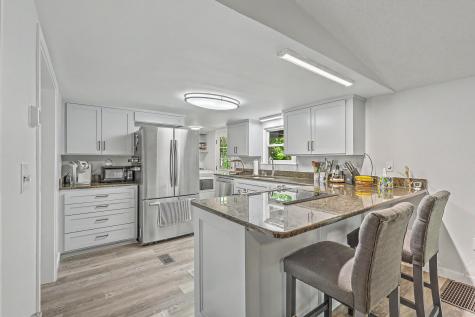 5709 Old Jacksonboro Road Ravenel SC 29470