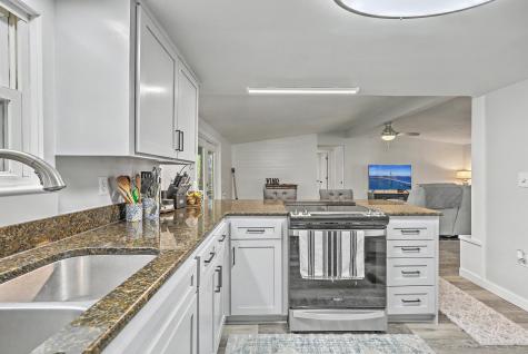 5709 Old Jacksonboro Road Ravenel SC 29470