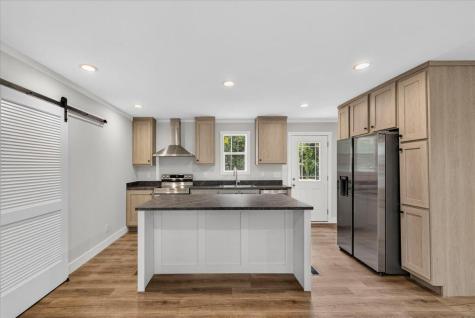 1658 Calamus Pond Road Summerville SC 29483