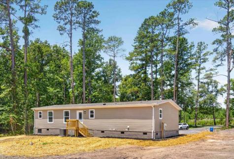 1658 Calamus Pond Road Summerville SC 29483