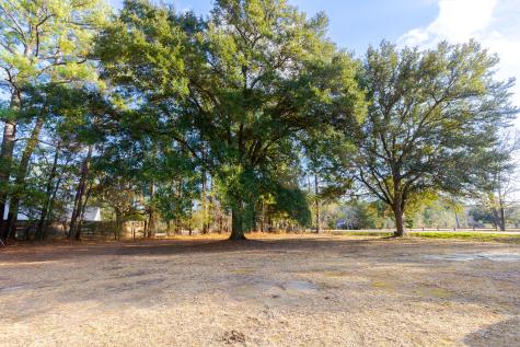 1748 Highway 402 Moncks Corner SC 29461